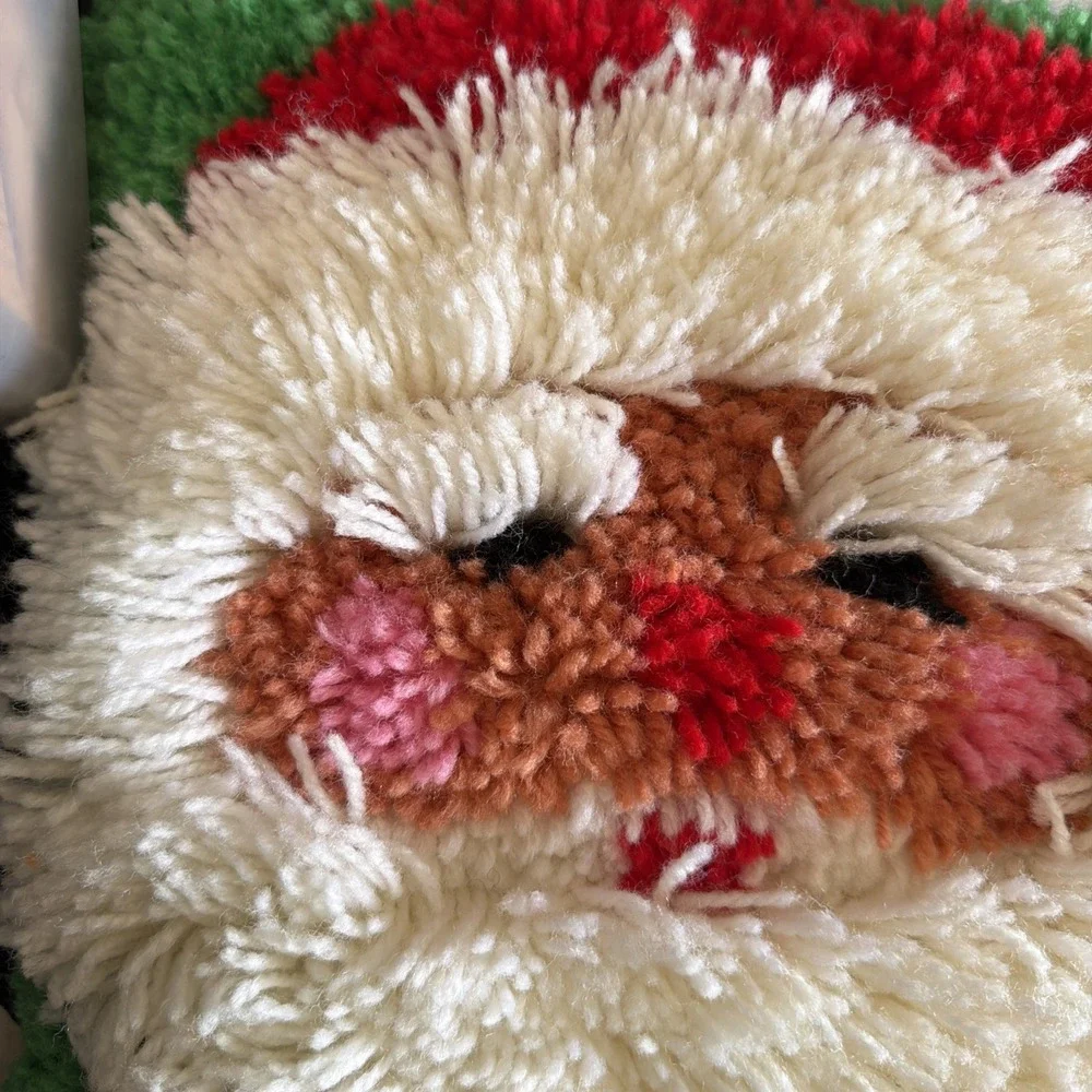Vintage Handmade Latch Hook Santa Claus Christmas Holiday‎ Decor Pillow 15